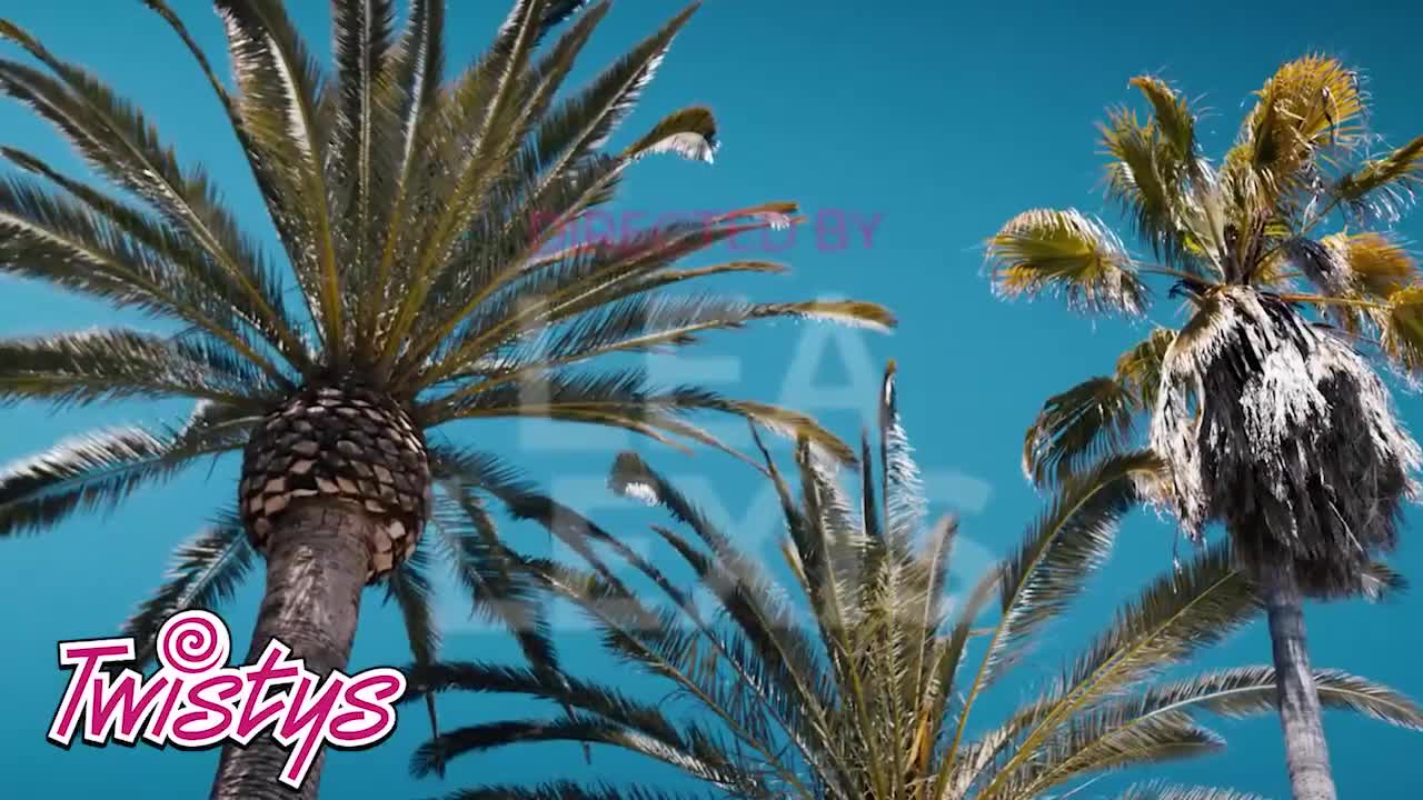 Watch Hot ebony Nicole Kitt masturbates herself solo outdoors Full. Duration: 23:58 | ePornBabe.
