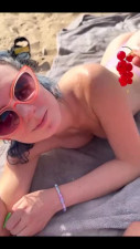 Risky couple fucks in the beach and does not stop till creampie