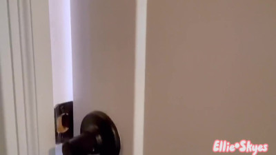 The cutie rides her juicy ass on a dildo and takes cum on her face.