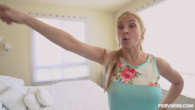Busty stepmom loves to get facial