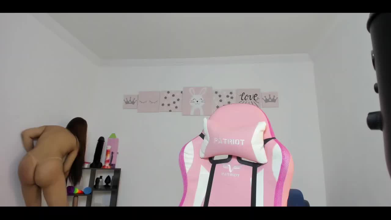 Watch Latina stuffed her ass with bottle and sucked another toy in solo show Full. Duration: 16:02 | ePornBabe.