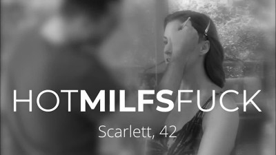 MILF in her 40's fucks like a goddess during casting sex with young lad