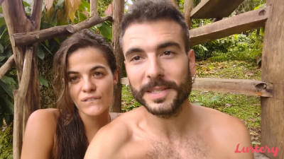 Latina girl moans from riding her BF's face and fucks outdoor
