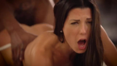 MILF got attracted to her black client and fucked him in her office
