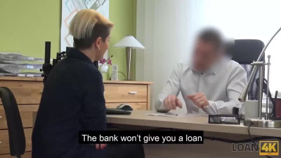 Blonde babe seduced bank manager and payed her loans with cunt