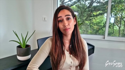Cute latina moans sweetly when a guy spins her pussy deep