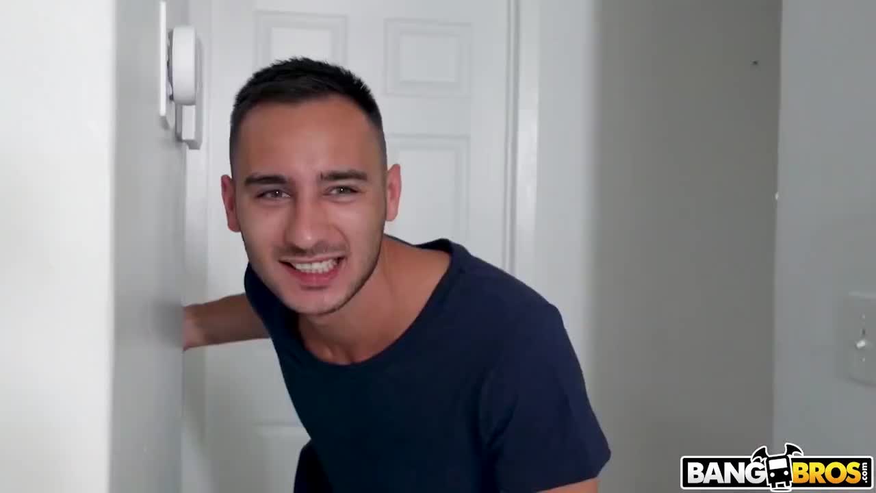 Watch Lusty guy seduces his curvy blonde stepsister Full. Duration: 03:37 | ePornBabe.