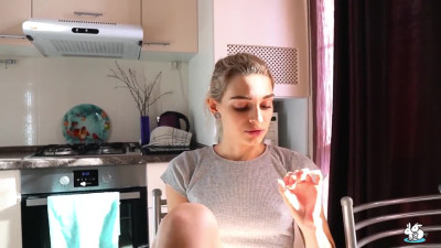 Stunning Slim Blonde Beauty Feeds Her Hungry Pussy With Her BF's Thick Wiener For Breakfast
