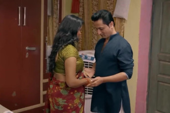 Indian girl spends first night with her hubby - Uncensored