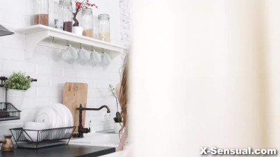 Sensual Adel Bye get to the kitchen to share her passion
