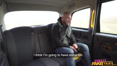A lustful couple decided to arrange a public threesome in a car with a sexy taxi driver.