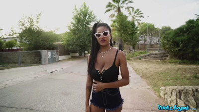 Just for a couple of euros - Tina Fire is ready to bare her body