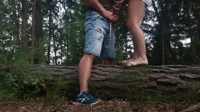 Tree trunk fucking with the naughty skinny babe