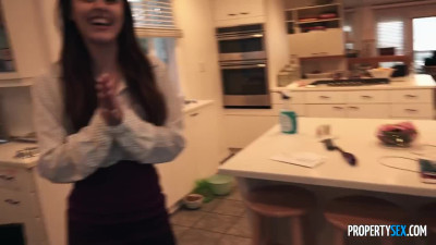When the client shows his dick, Catalina Ossa can't keep her lust