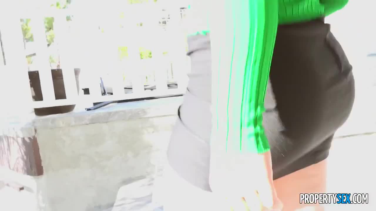 Watch Curvy Latina gets horny and cheats with real estate agent Full. Duration: 07:58 | ePornBabe.