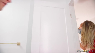 Fuck-urging Insatiable Busty Blonde Tempts Her Roommates To a Gonzo FFM 3-some
