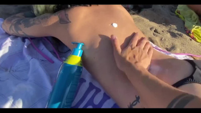 Outdoor fucking with a tattooed latina in a public place