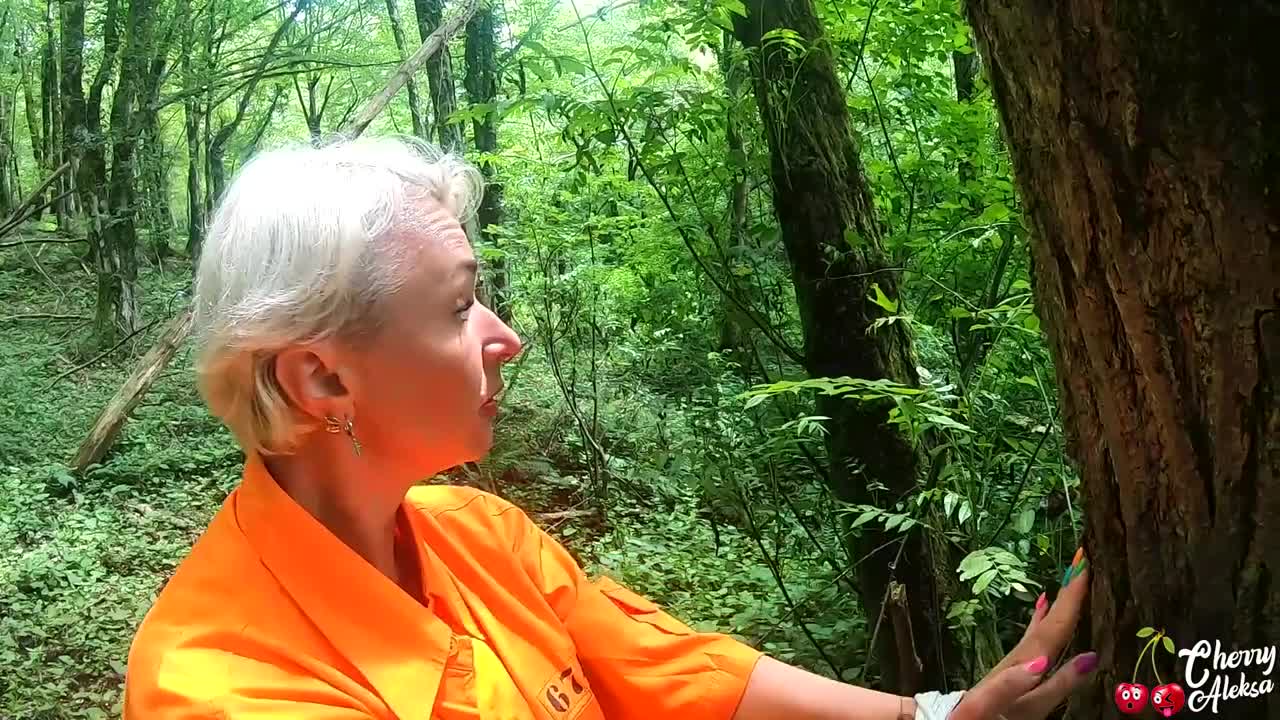 Watch Escaped prisoner MILF has hot sex with a stranger right in the woods. Full. Duration: 06:18 | ePornBabe.