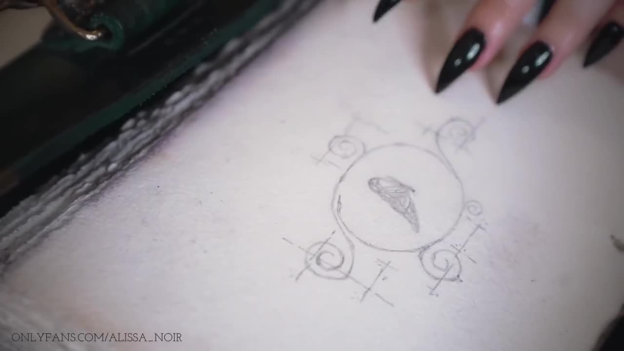 Watch Close up on a Slytherin girl riding a tentacle dildo Full. Duration: 20:57 | ePornBabe.