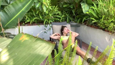 Johnny Sins fucks hot Fitness model outdoors