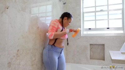 Curvy Latina Milf Carmela Clutch oiled up for intense drilling - Brazzers