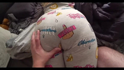 Stepsister ignores me fucking her and cumming inside because she is too passionate about the game