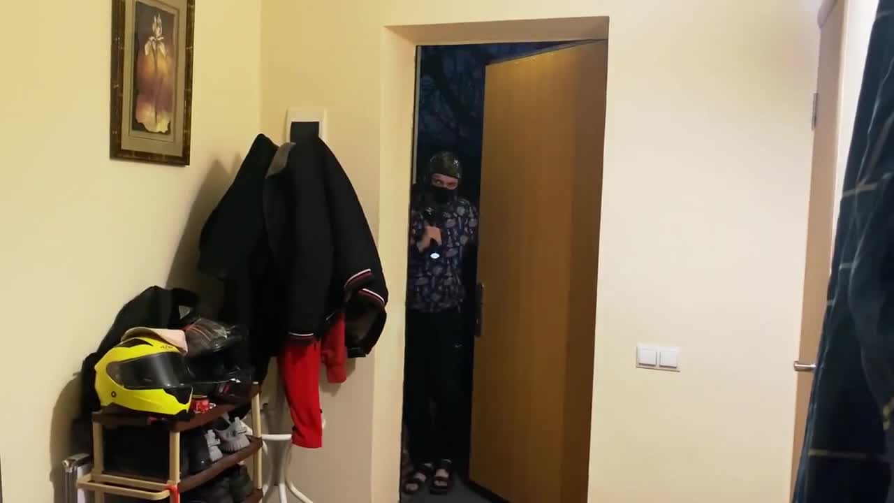 Watch A cute bitch gave herself to be fucked by a robber and got a lot of sperm on her face. Full. Duration: 09:18 | ePornBabe.