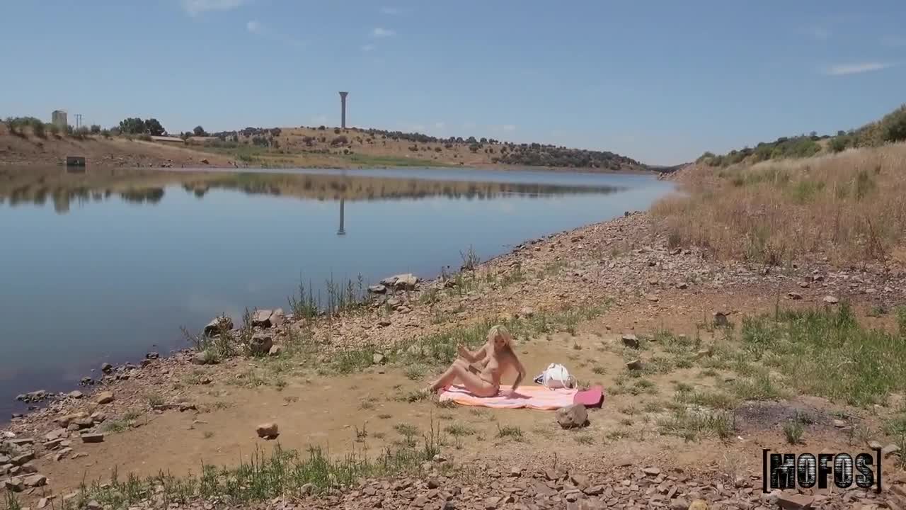 Watch Dashing blonde demands facial on public beach Full. Duration: 07:57 | ePornBabe.