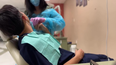 Asian dentist fucks with his classmate after practical classes.