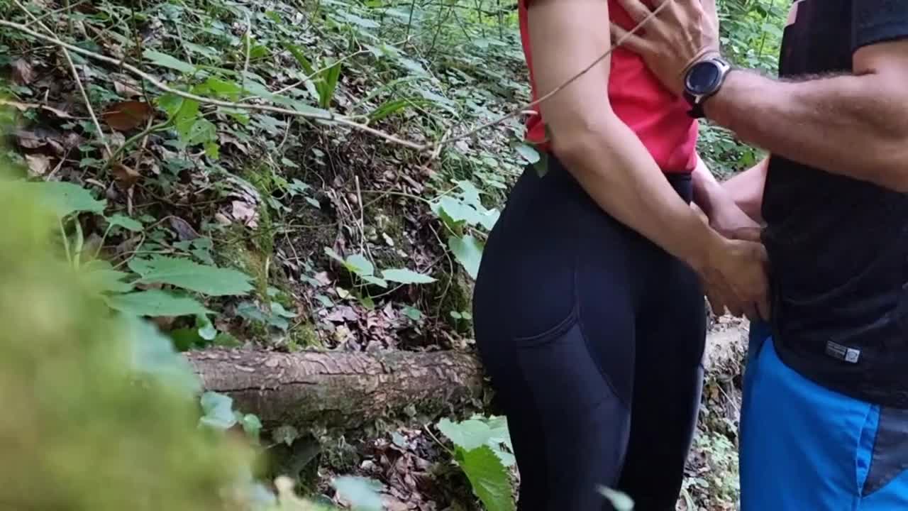 Watch Amateur in yoga pants gets her perfect ass jizzed in the woods Full. Duration: 07:19 | ePornBabe.