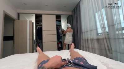 Nice stepmother goes to satisfy her stepson after shower