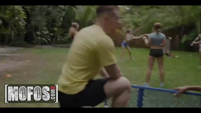 Sexy Blonde Fucks With a Guy In the Park Paying No Attention To Her Friends Playing Behind Them