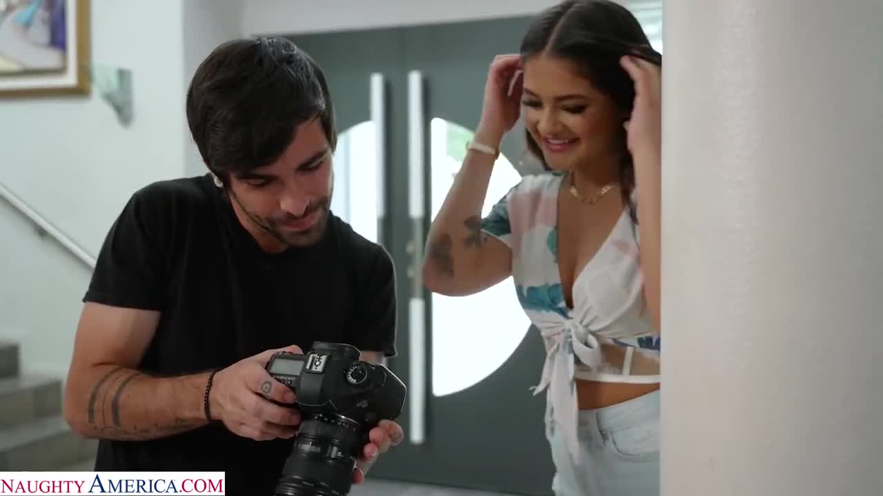 Watch Cute Plump Lovely Brunette Hottie Enjoys a Big Dong Of Her Stepsister's BF Full. Duration: 05:58 | ePornBabe.