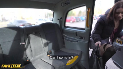 Lovely Slim Italian Cutie Pleases the Taxi Driver's Cock To Get a Discount