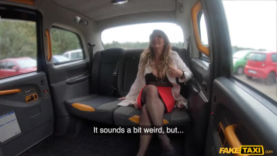 Lewd Italian MILF gets nasty with taxi driver in the back seat