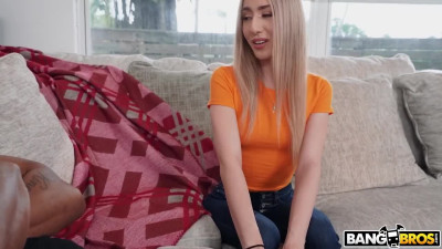 Petite fragile teen has never screamed so much while stretching her pussy as on this BBC