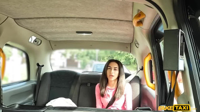 Horny latina feels like this taxi driver and his dick is her destiny