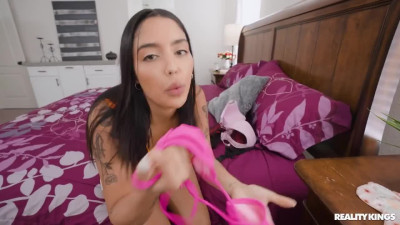 Katie Morgan and Vanessa Sky like to play with each other roughly