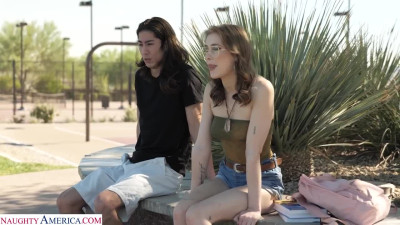 Dated nerdy girl which sucked my dick in the car and fucked my dick hard after