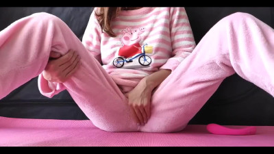 Teen girl in pajamas squirting while fingering + bonus orgasming compilation