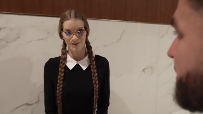 Secretary Erin Everheart rips her pantyhose to get tight twat banged
