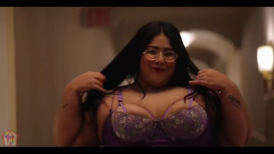 BBW slut met a clown who agreed to find and fuck her hole in a hotel