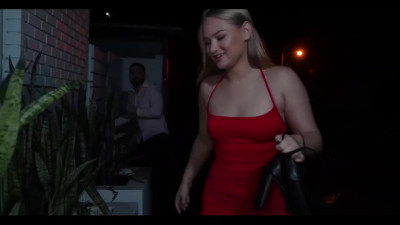 Helped my stepsister sneak into my room to screw her pussy before parents caught us
