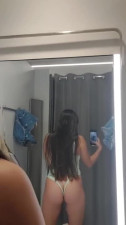 Plump Hottie Gets Horny Of Playing With Her Pussy By the Mirror In Shop Fitting-rooms