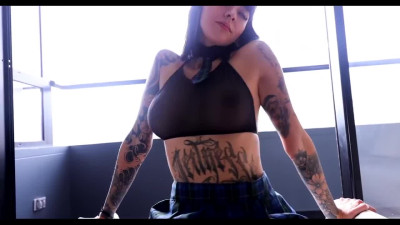 Colombian slut Luna is going to satisfy four interracial guys