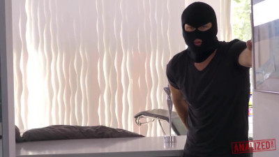 Robber stole not only her jewelry but her anal virginity too