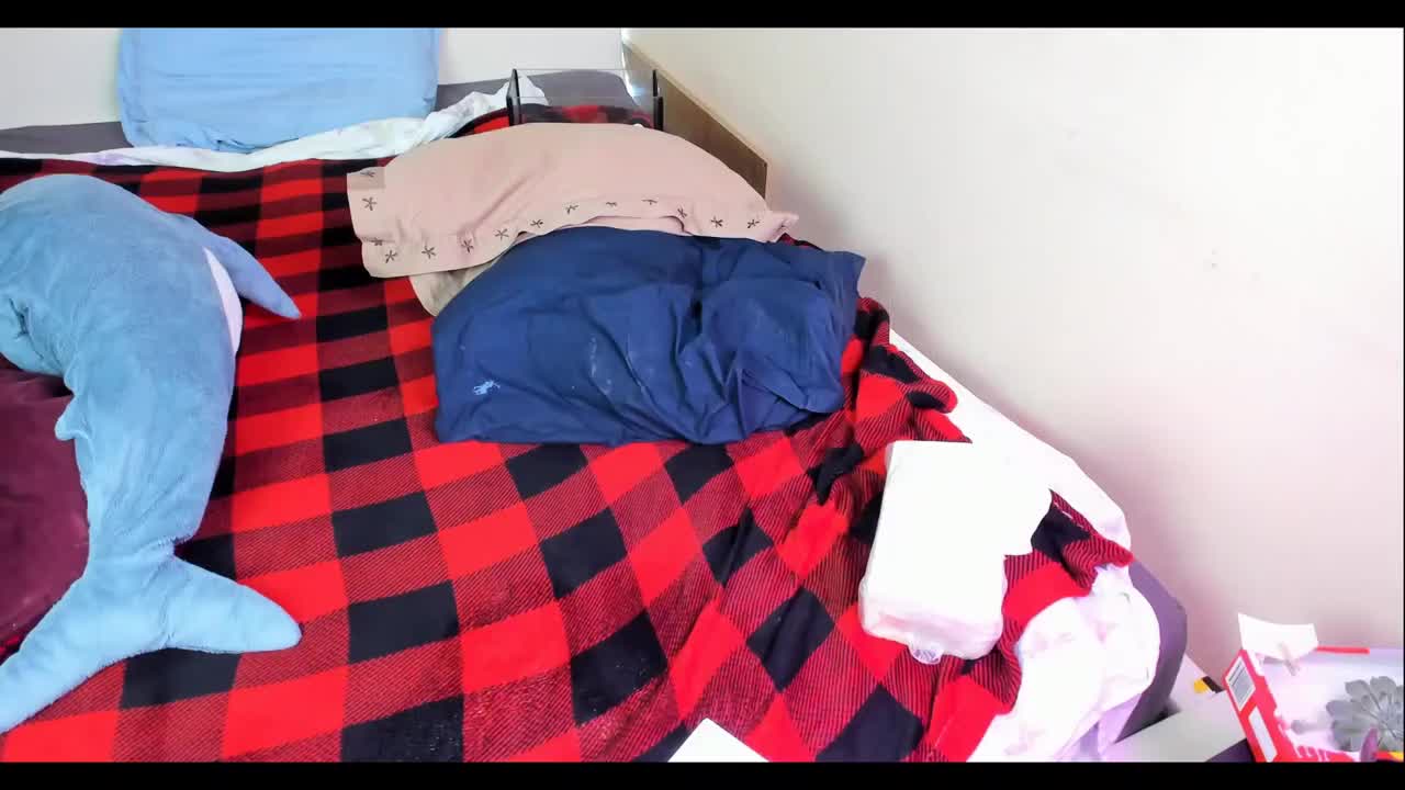 Watch Webcam masturbation of a cute pussy doll. Full. Duration: 15:01 | ePornBabe.