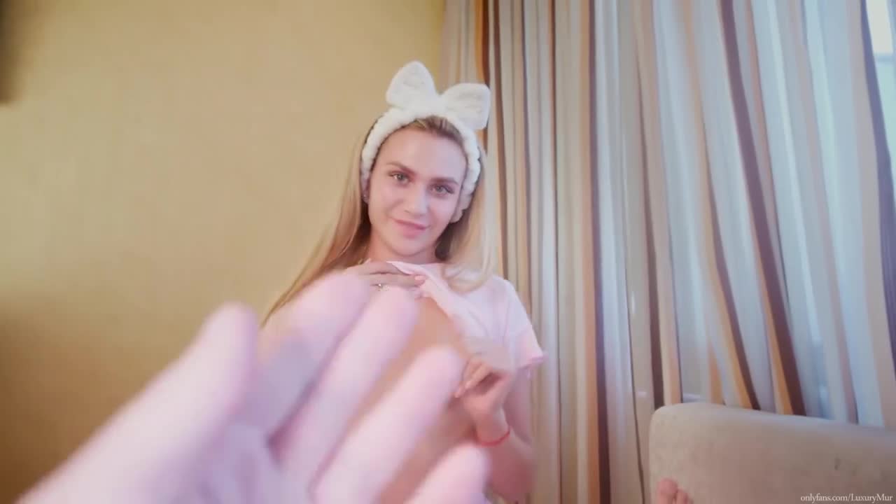 Watch LuxuryMur knows how to bring a guy to a cumshot Full. Duration: 09:33 | ePornBabe.