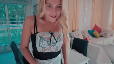 PAWG maid will clean not only the house but also the owner's dick