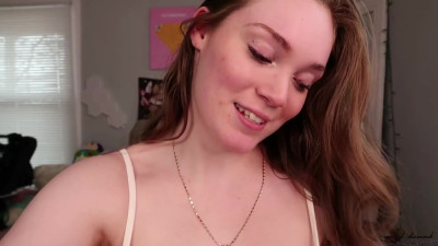 Chubby babe and her toys meant for a bright orgasm